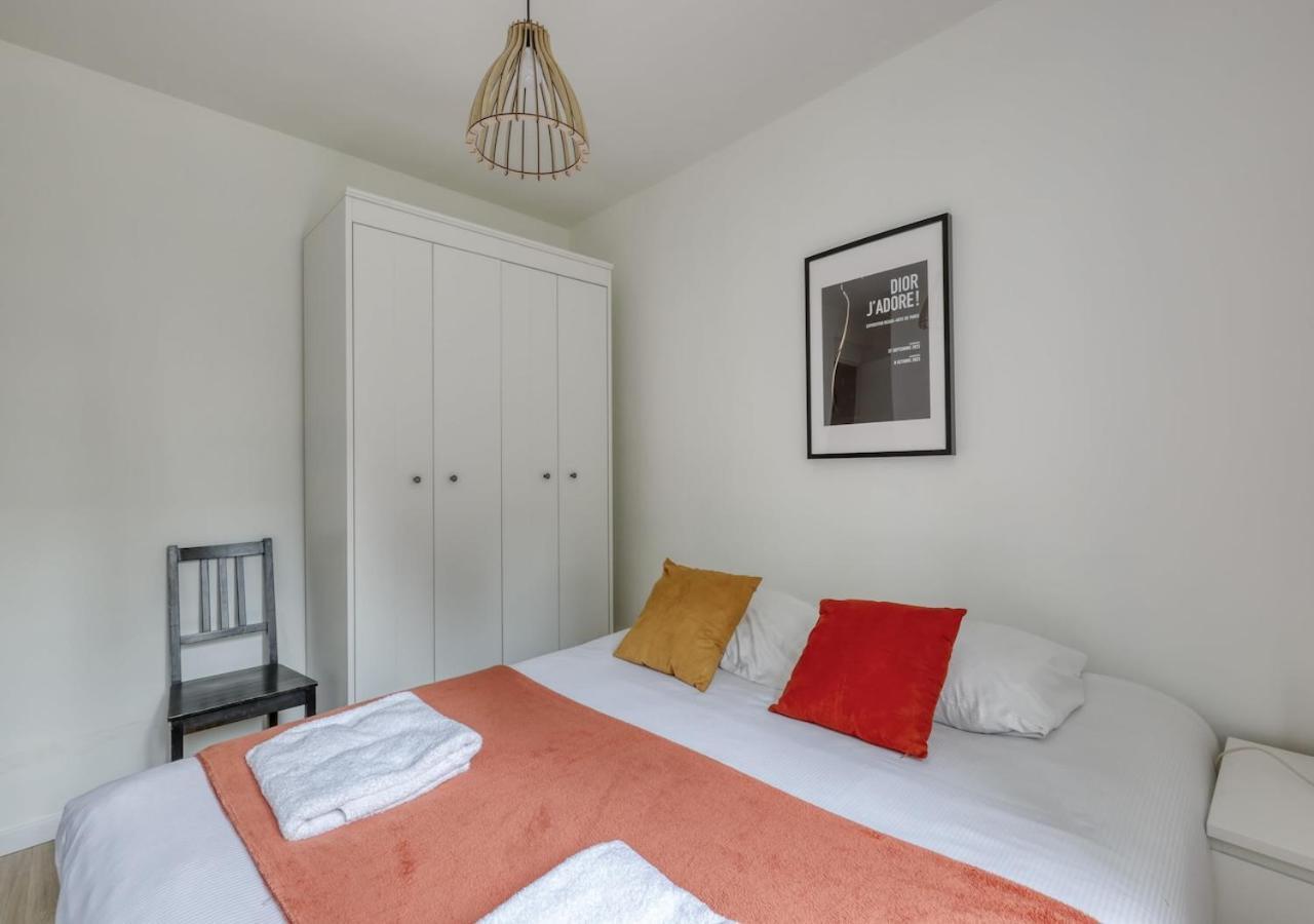 Splendid 2bdrs Flat With Balcony-paris 15 - Mid T Appartement *